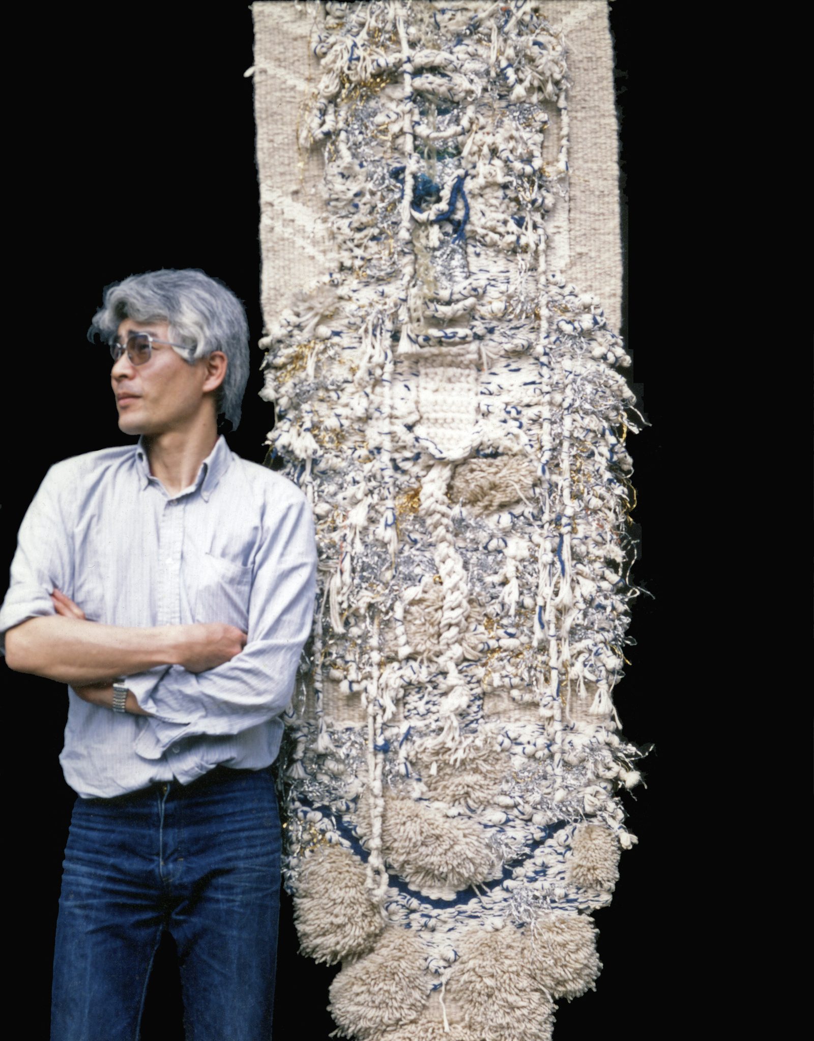 Un mémorial, laine coton fil d'or fil d'argent, 1983