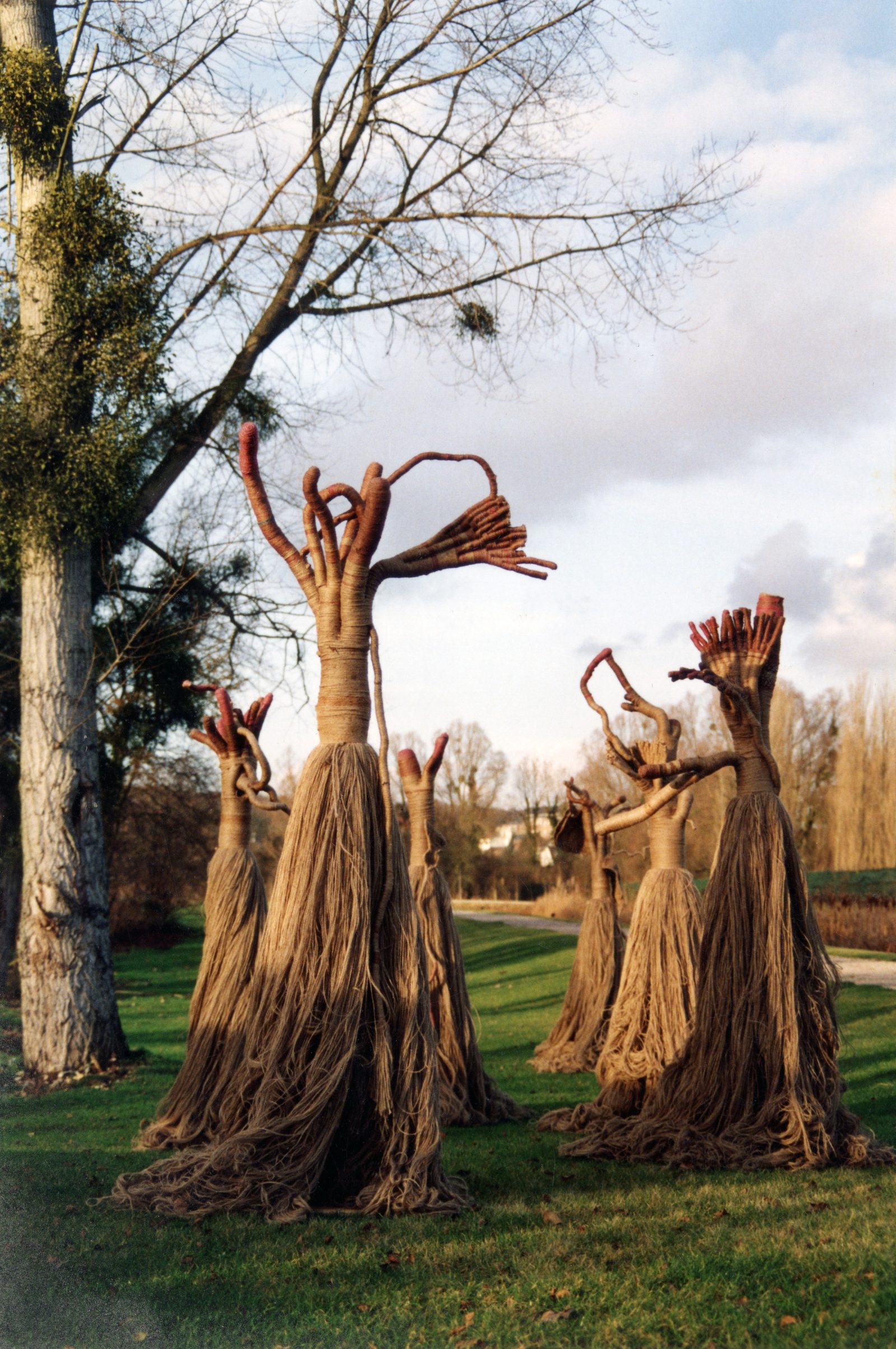 LES NYMPHES, jute, 1992